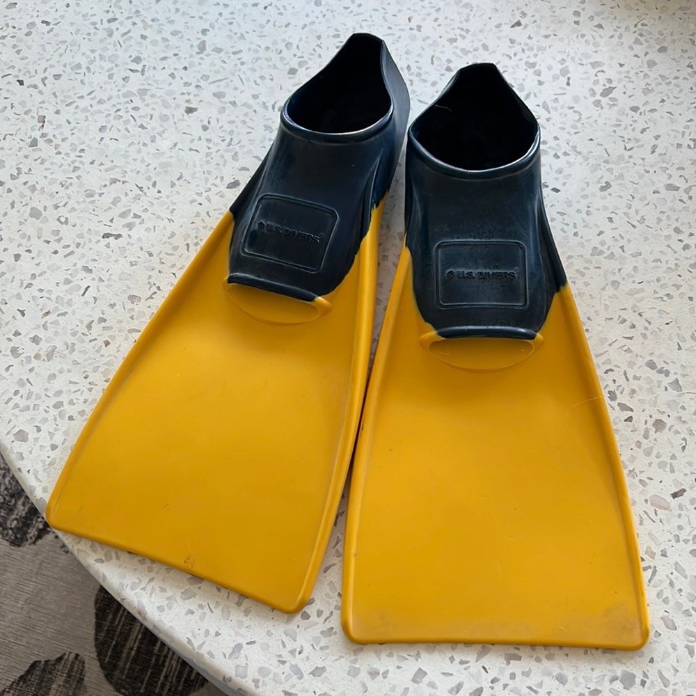 Unisex Kids US Divers Yellow & Blue Rubber Swim Flippers size 12-1 JR MD
